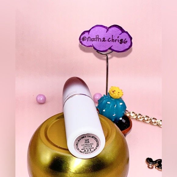 Mac Cosmetics Lusterglass Sheer-Shine Lipstick in PDA New - Picture 2 of 10